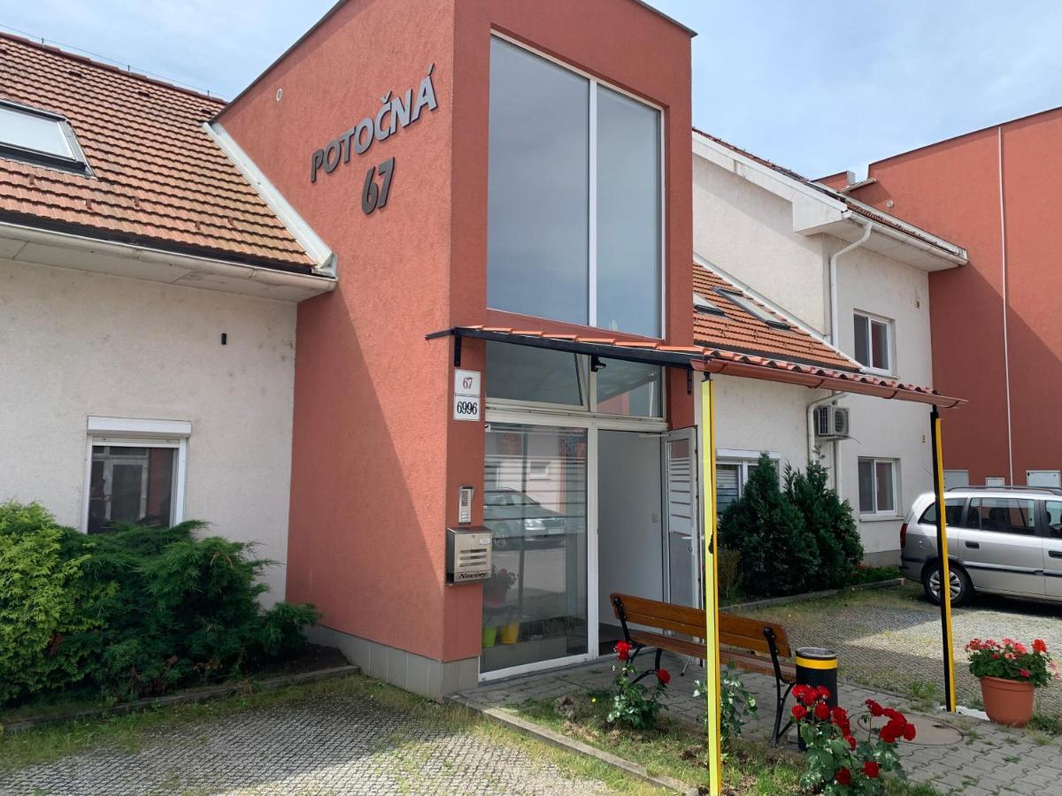 Apartments Biely Kostol Esterno foto